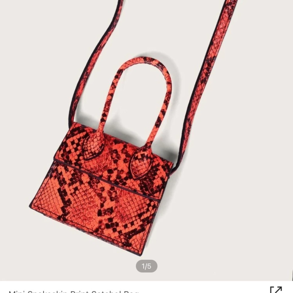 Mini cross body bag